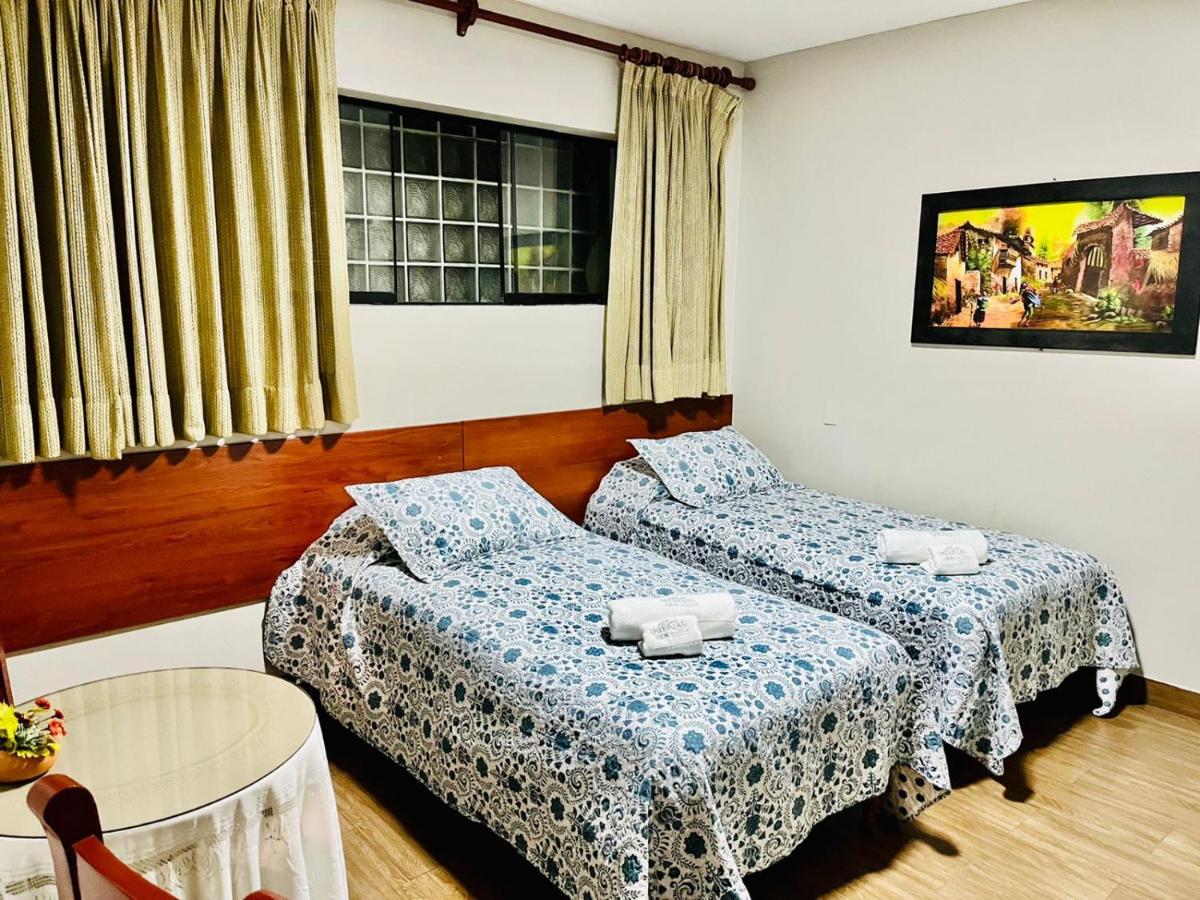 Imperial Inn Hospedaje Turistico リマ エクステリア 写真