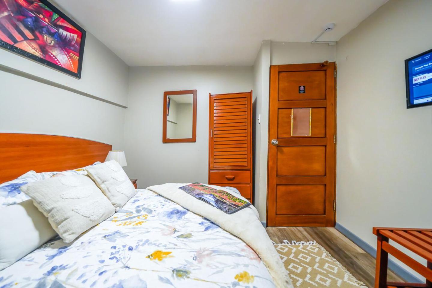 Imperial Inn Hospedaje Turistico リマ エクステリア 写真