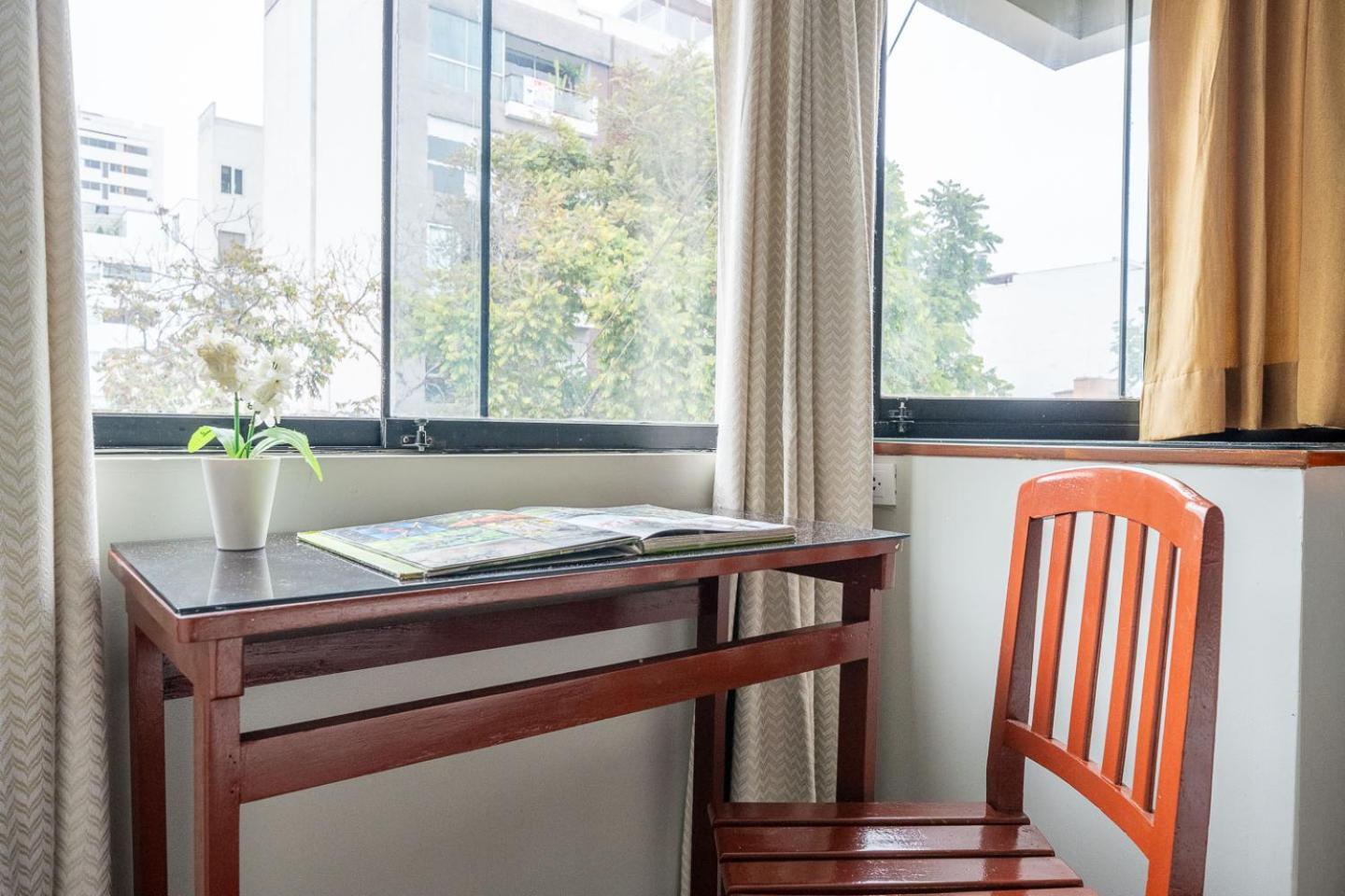 Imperial Inn Hospedaje Turistico リマ エクステリア 写真